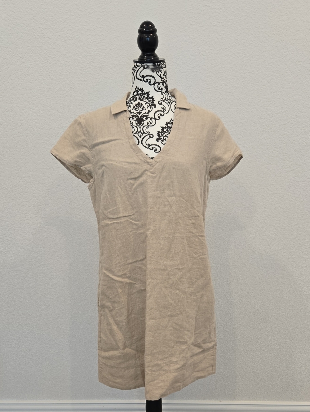 NWT Tommy Bahama Beige Collared V-Neck Women's Dress